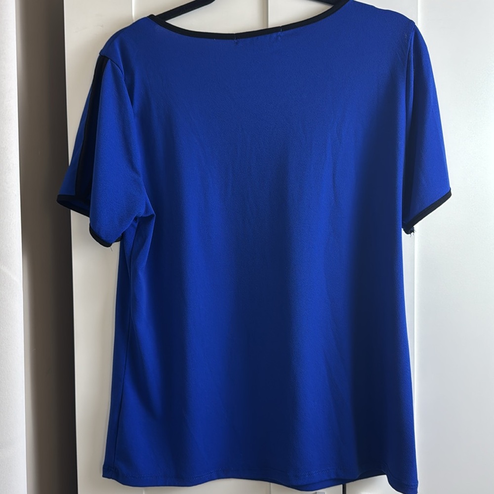 Adrienne Vittadini Large / L Scoop Neck Tee Shirt - Picture 7 of 7